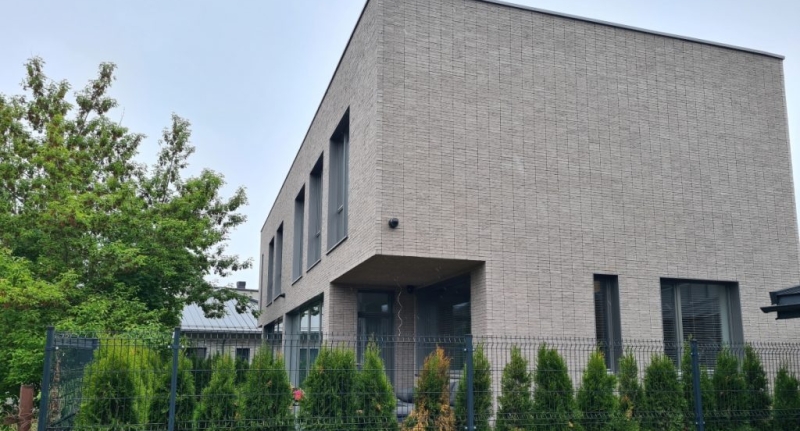 DVIBUTIS GYVENAMASIS NAMAS, VILNIUS